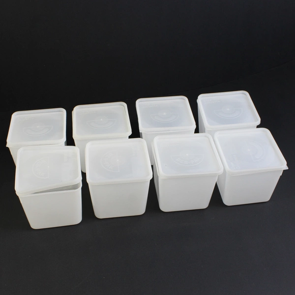 Lot of 8 Clear Plastic Food Storage Containers