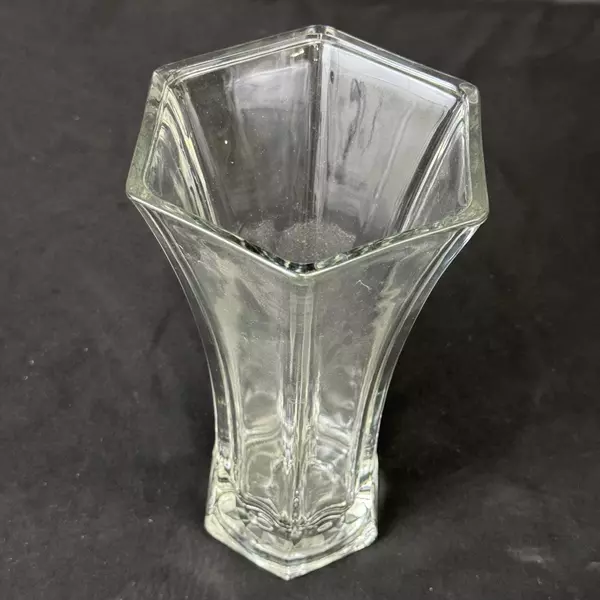 Heavy Hexagon Shaped Glass Flower Vase With Embossed 3-D Star Bottom 9 Inch