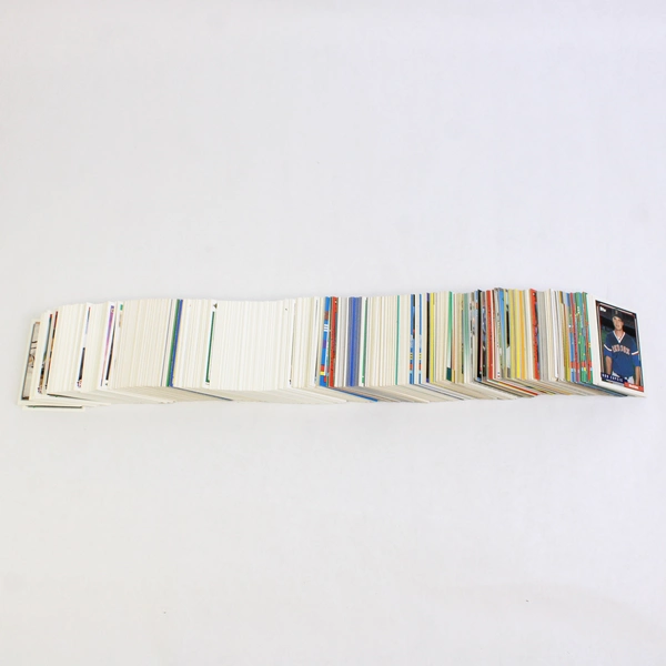 Lot of 709 Leaf Baseball Cards Vintage