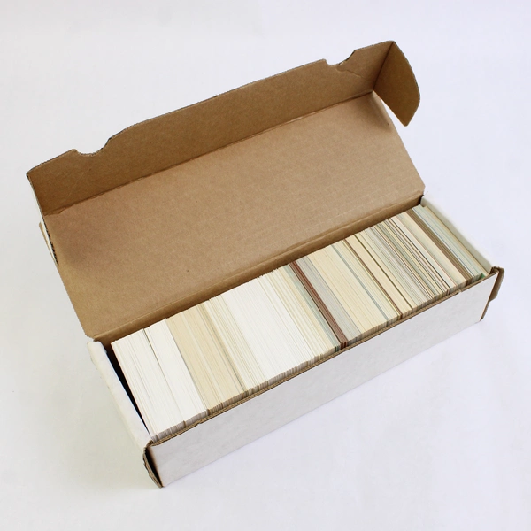 Lot of 709 Leaf Baseball Cards Vintage