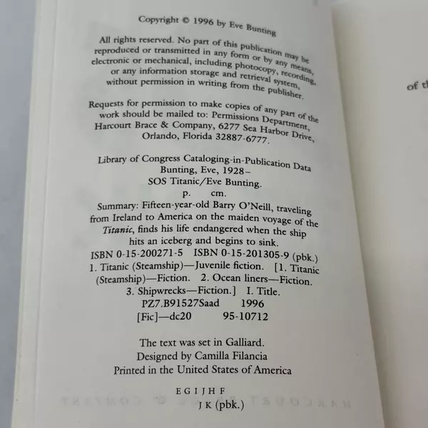 SOS Titanic by Eve Bunting 1996 Paperback Historical Fiction Book Good Condition