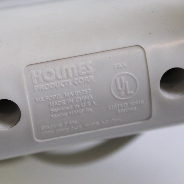 UL Holmes White Electric Fan For Desk 2 Settings 120V HANF-95