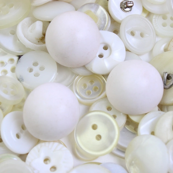 8 Oz Jar Of Assorted Sewing Buttons White Cream & Clear