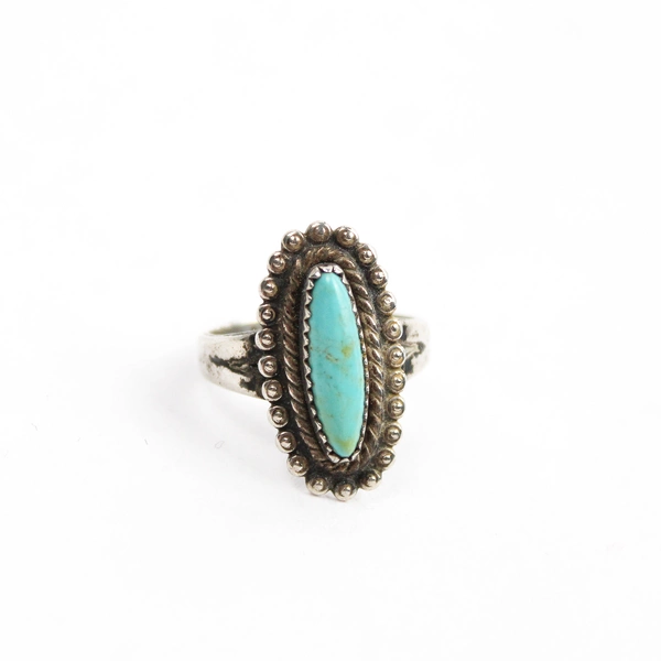 Size 5 Women's Sterling Silver And Turquoise Rring