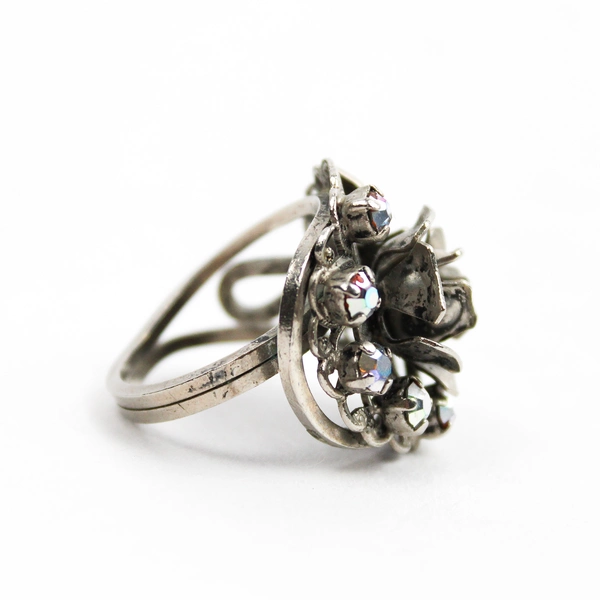 Women's Size 5.5 Rose Shaped Ring With Fire Opals Made In Western Germany