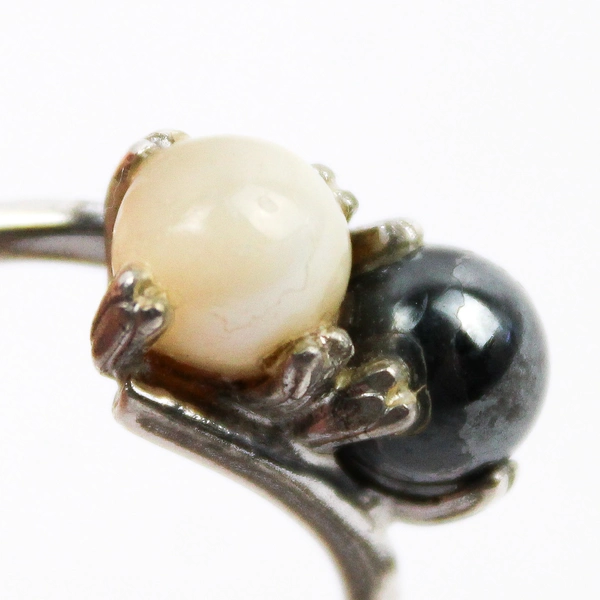 Women's Size 7 Sterling Silver And Pearl Ring Signed