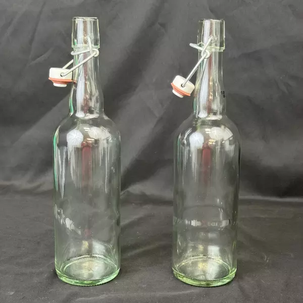 Set Of 2 Clear Round Glass Swing Top Sealing Lids Bottles