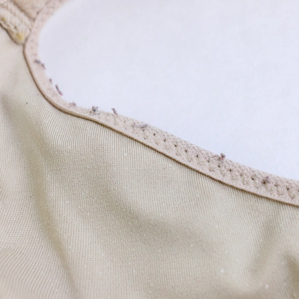 Hanes Beige Nude Unlined Underwired T-Shirt Bra Women's Size 40DD