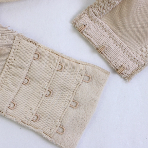 Hanes Beige Nude Unlined Underwired T-Shirt Bra Women's Size 40DD