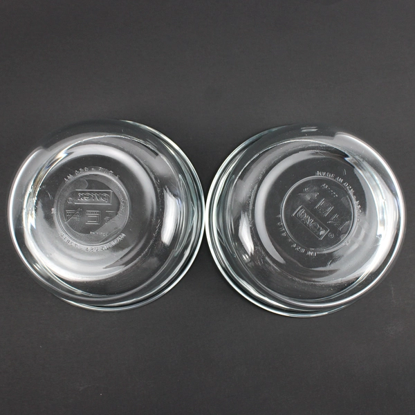 Lot of 2 Pyrex Glass Food Storage Container 4 Cup Round No Lids 7201R