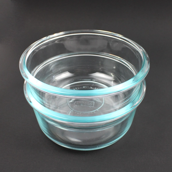 Lot of 2 Pyrex Glass Food Storage Container 4 Cup Round No Lids 7201R