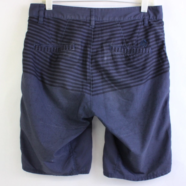 Reef Navy Blue and Black Striped Outdoor Shorts Men's Size 31