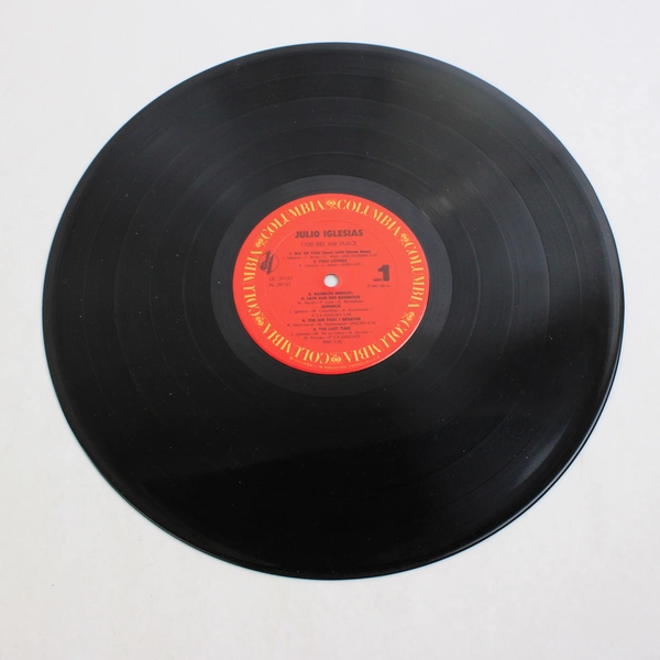 Julio Iglesias 1100 Bel Air Place Vinyl Record LP 1984 Columbia QC 39157