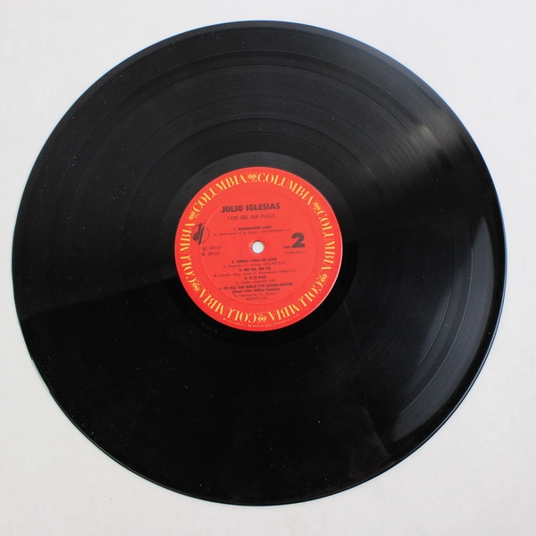 Julio Iglesias 1100 Bel Air Place Vinyl Record LP 1984 Columbia QC 39157