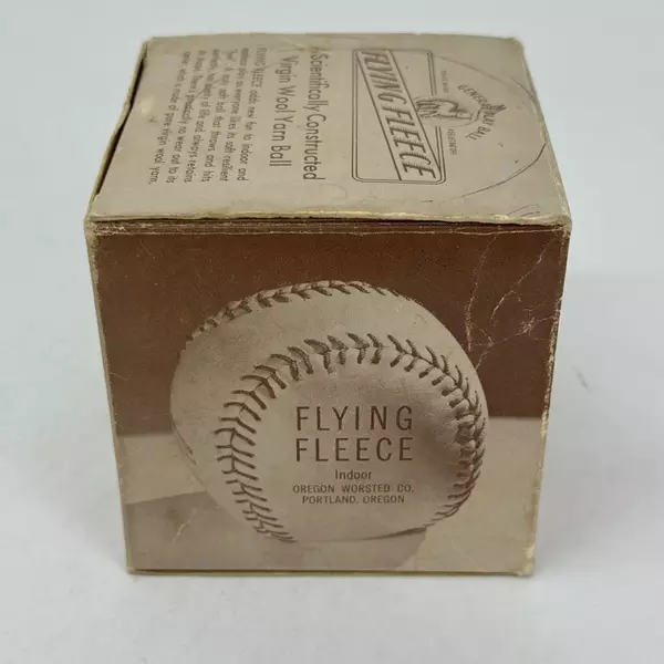 Vintage Oregon Worsted Flying Fleece Virgin Wool Yarn Ball Box Only