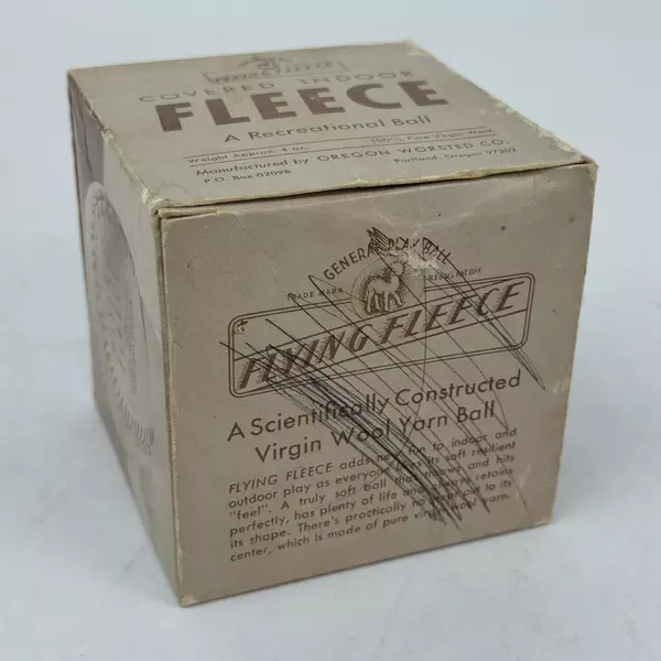 Vintage Oregon Worsted Flying Fleece Virgin Wool Yarn Ball Box Only
