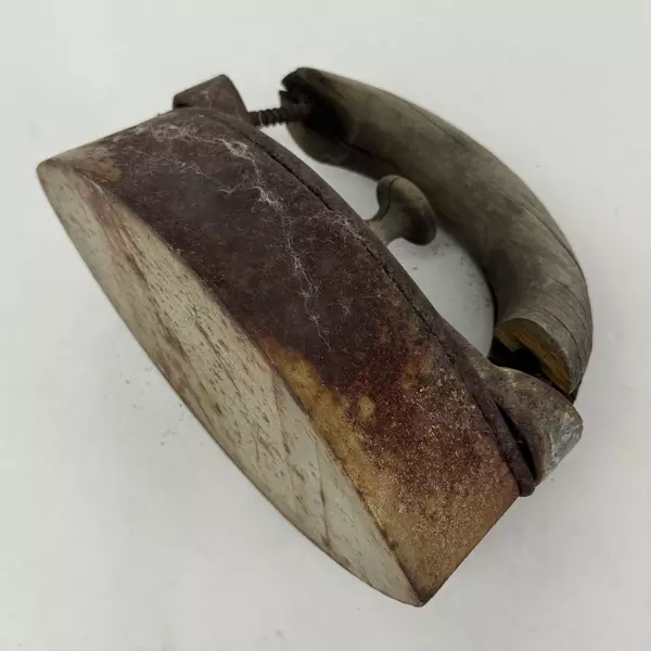 Antique Cast Iron Sad Iron With Wooden Handle That Needs Replaced