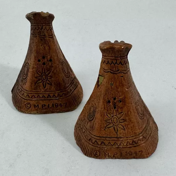 1947 MPI Native American Carved Wood Salt And Pepper Shaker Set 4 Pieces