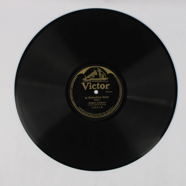 Victor 78 RPM Record No. 20612 Johnny Marvin There's Everything Nice About You