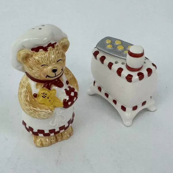 Avon Bear Chef and His Stove Salt and Pepper Shakers