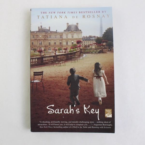 Sarah's Key: A Novel By Tatiana de Rosnay (2007, Paperback, St. Martin's Press)