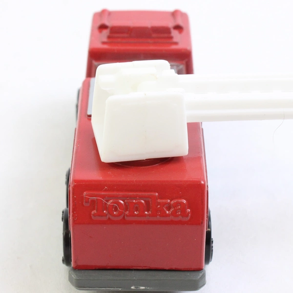Vintage 1992 Tonka Red Fire Engine Truck Toy 4"