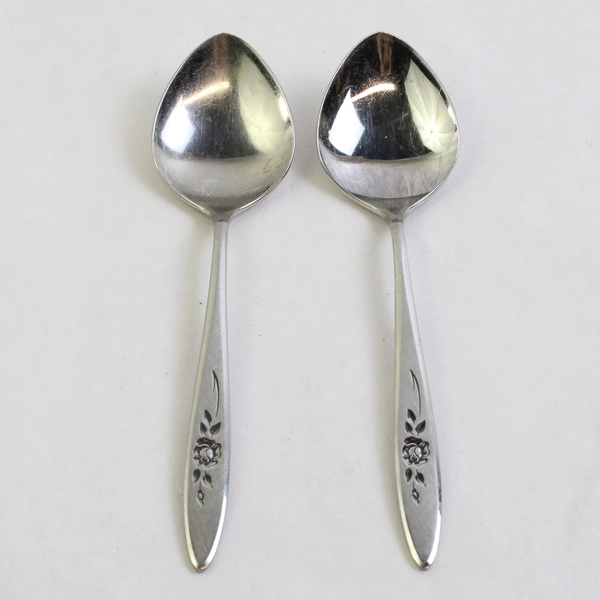 Set of 2 Oneida Community Rose Shadow Stainless Steel 6" Teaspoons