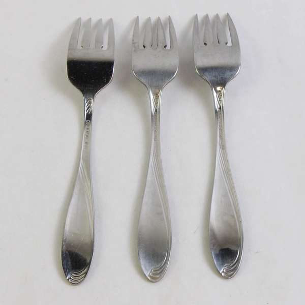 Set of 3 Oneida Camber Stainless Steel Salad 7" Forks