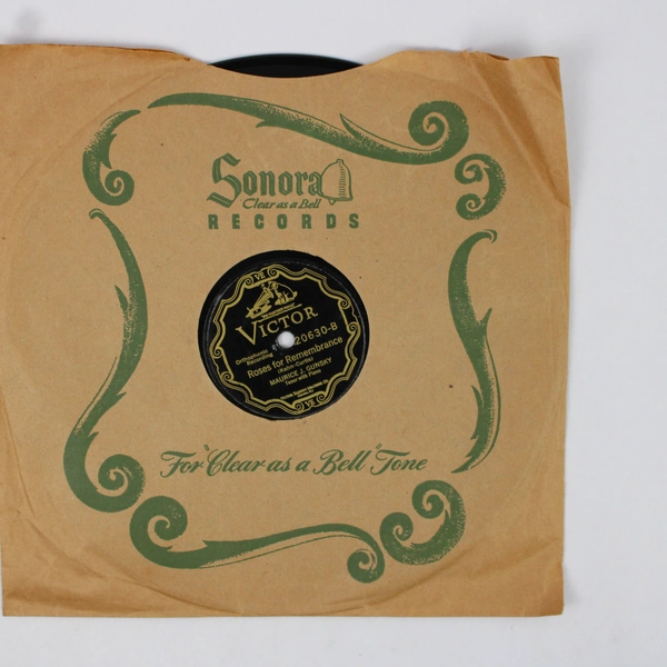 VICTOR 7" Record Song of the Wanderer/Roses for Remembrance Gunsky