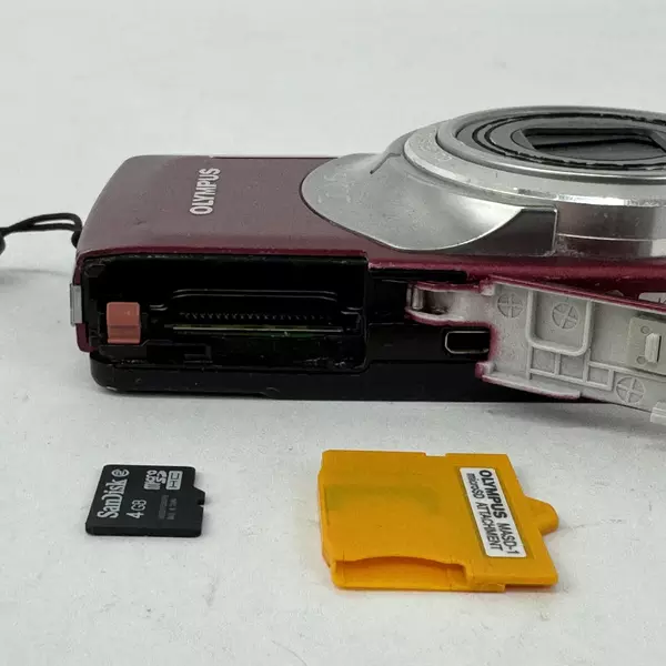 12 MP Olympus Stylus 7010 Digital Camera Red As Is Untested