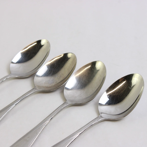 Set of 4 Oneida Camber Stainless Steel Oval Soup Spoons