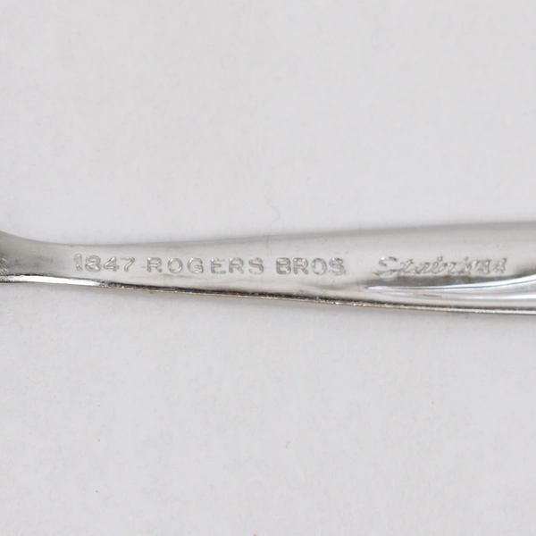 Set of 4 International Silver 1847 Rogers Sea Island Stainless Steel Salad Forks