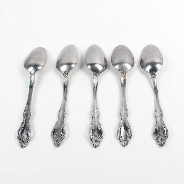 Lot of 5 International Chalmette Stainless Steel Teaspoons