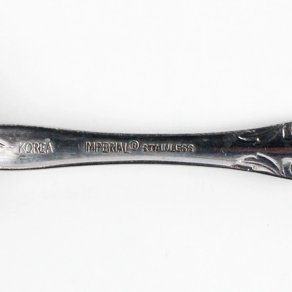 Lot of 5 International Chalmette Stainless Steel Teaspoons