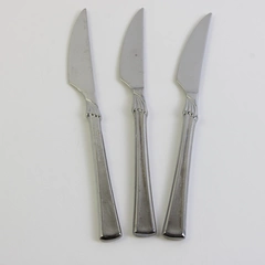 Set of 3 Mikasa Verona Stainless Steel Solid Dinner Knives