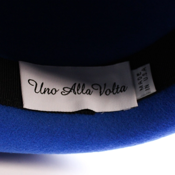 Vintage Uno Alla Volta Women's Blue Felt Fedora Hat Feather Accent