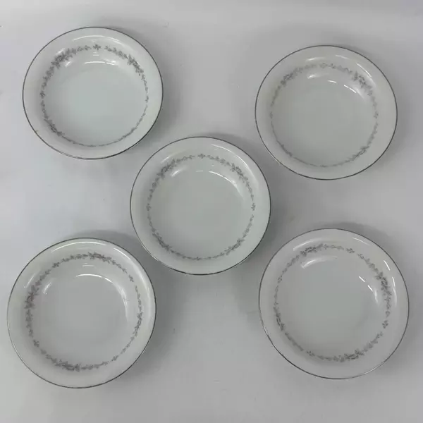 Set of 5 Vtg Noritake China Rosepoint Soup Bowls 6206 White Platinum Rim Roses