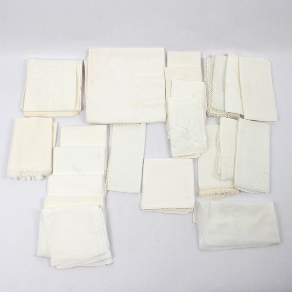 Lot of 21 Flawed Off-White Handkerchiefs and Napkins DIY Fabric Upcycling