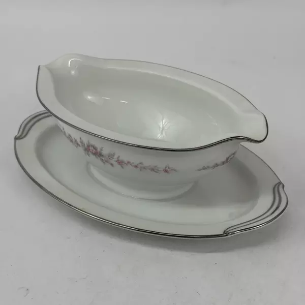 Vtg Noritake Rosepoint Gravy Boat W/ Underplate 6206 White Platinum Rim Roses