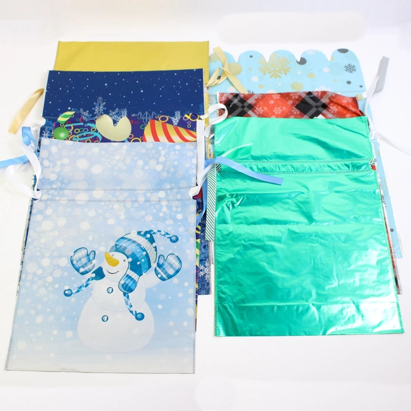 Lot of 20 Plastic Christmas Holiday Drawstring Gift Bags Various Sizes