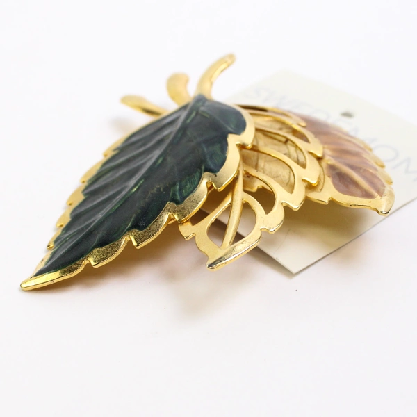 Vintage Gold Tone Leaves Brooch