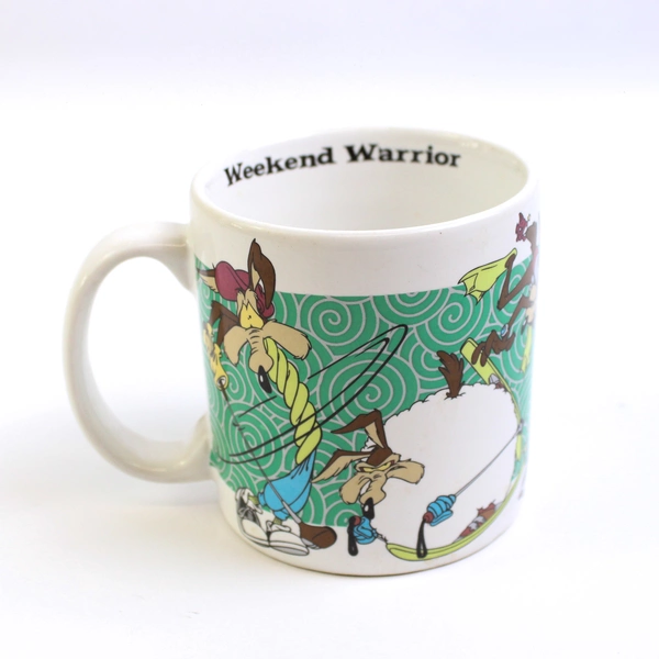 Looney Tunes 1996 Wile E Coyote Weekend Warrior Coffee Mug Cup