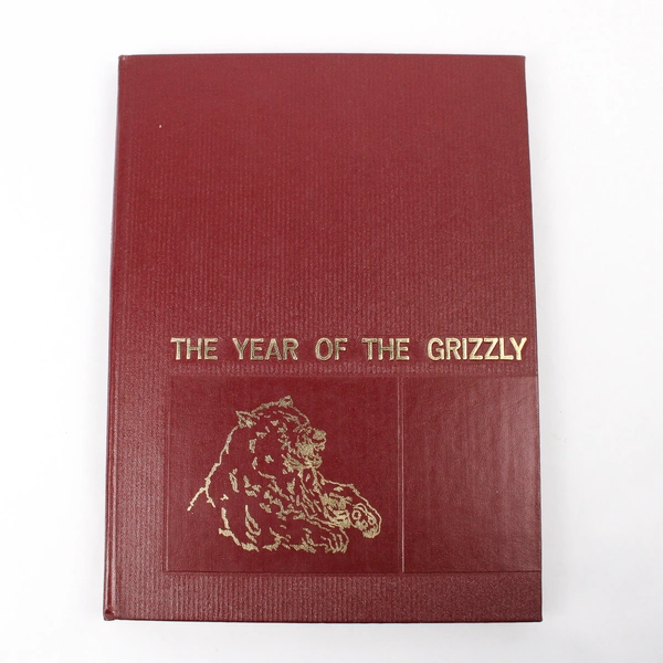 Class of 1977 McMinnville High School McMinnvillian Yearbook Oregon