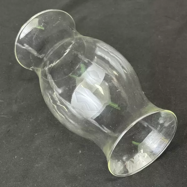 Replacement Glass Oil Lamp Chimney 3.75 Inch Diameter