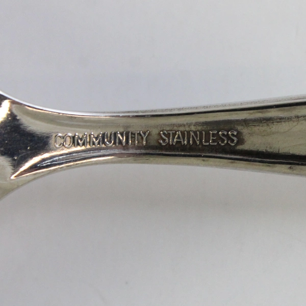 Lot Of 6 Oneida Silver Community Coronation Flatware 4 Soup Spoons & 1 Knife