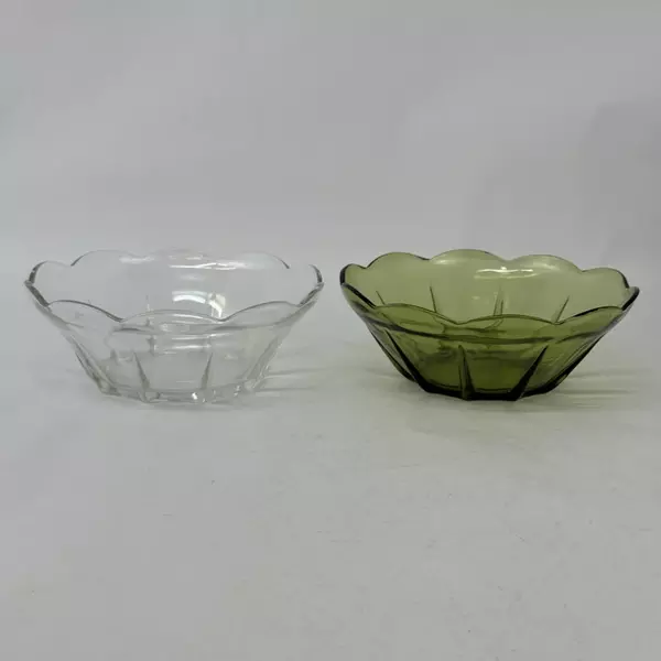 Lot of 2 Vintage Anchor Hocking Swedish Modern Serving Bowls Avocado & Clear 8"