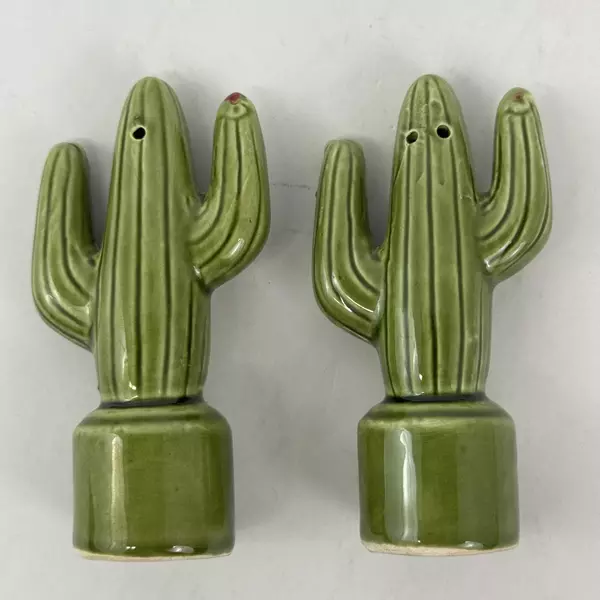 Vintage Green Ceramic Cactus Salt And Pepper Shakers