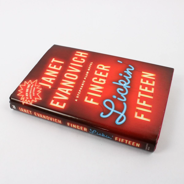 Finger Lickin' Fifteen By Janet Evanovich 2009 Hardcover St. Martin's Press