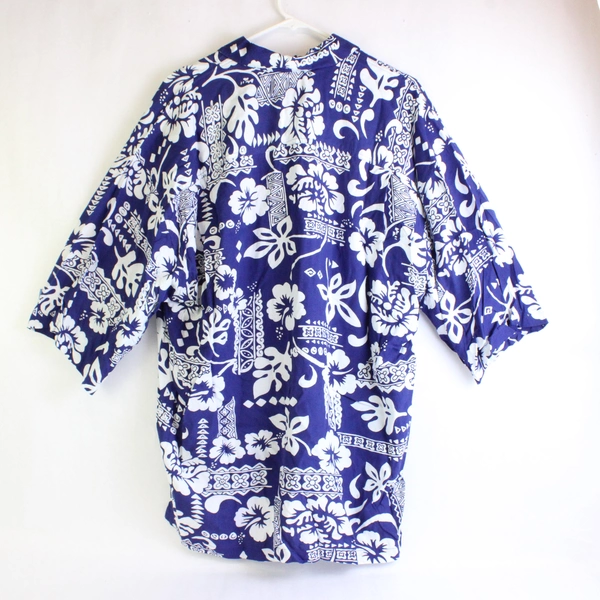 NWT Far Away Imports Blue and White Hawaiian Shirt Men's XL