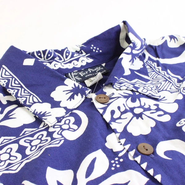 NWT Far Away Imports Blue and White Hawaiian Shirt Men's XL
